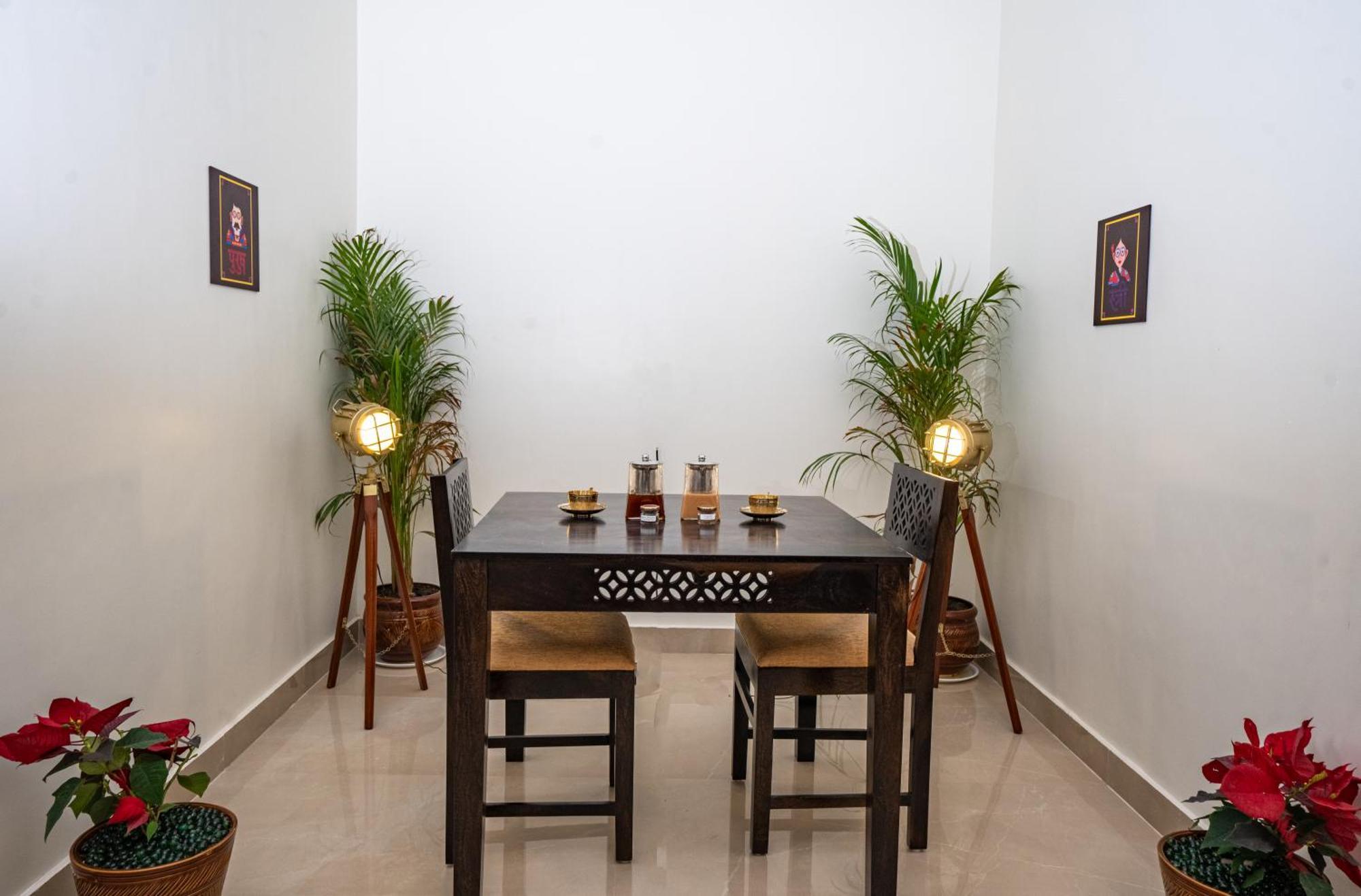 Dhruva - Luxury Villa In Cbd 데라둔 외부 사진
