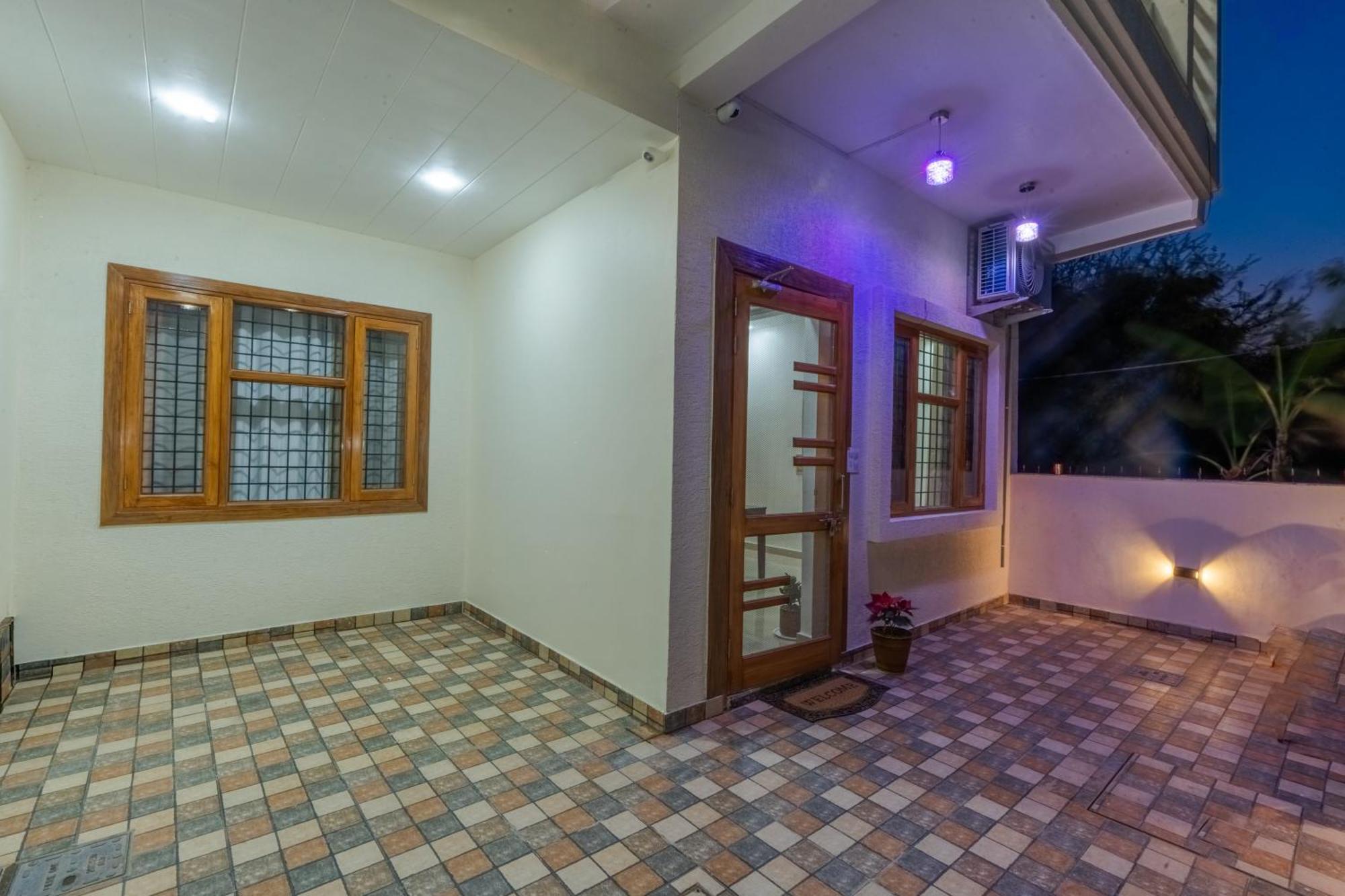 Dhruva - Luxury Villa In Cbd 데라둔 외부 사진